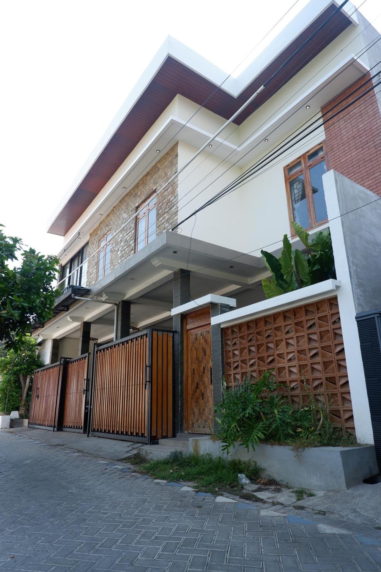 Bromo Venture Hostel Probolinggo Exterior foto