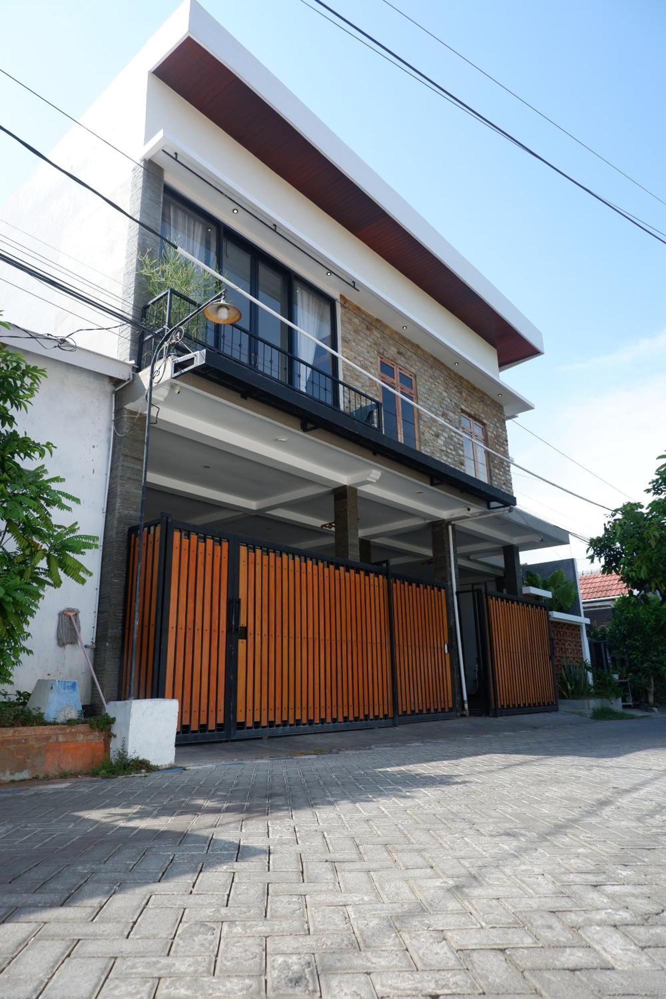 Bromo Venture Hostel Probolinggo Exterior foto
